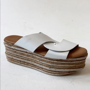 Andre Assous White Leather Platform Sandal Cork